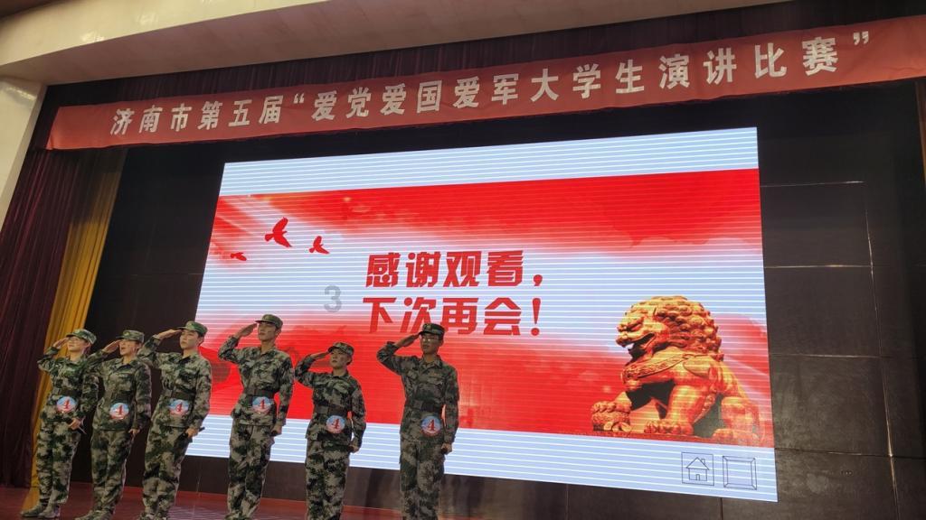 记者：史密斯-罗身边人士表示，他志在重回阿森纳首发